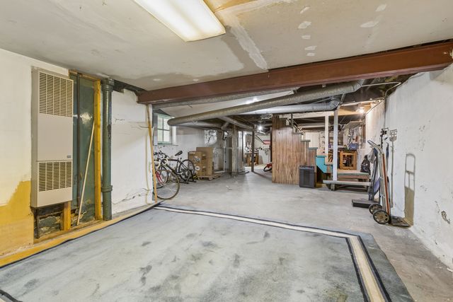 1730 W Winona Street, Chicago, IL 60640