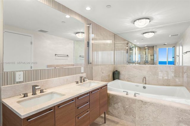 17001 Collins Ave 4208, Sunny Isles Beach, FL 33160