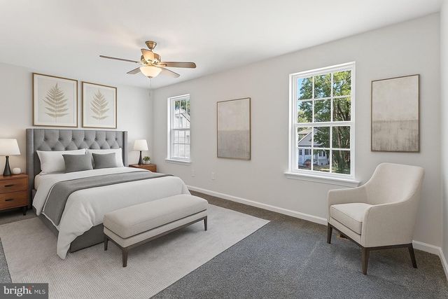 2402 MAPLE AVE, Wilmington, DE 19808