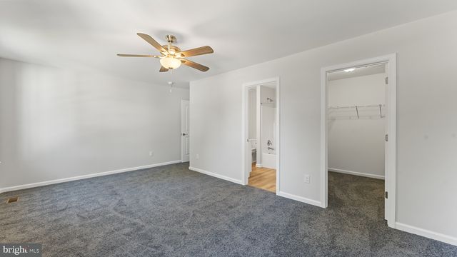 2402 MAPLE AVE, Wilmington, DE 19808