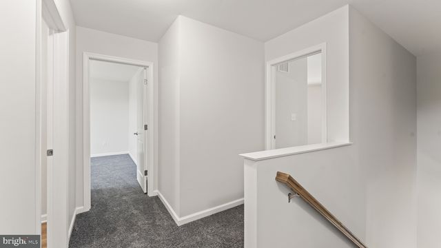 2402 MAPLE AVE, Wilmington, DE 19808