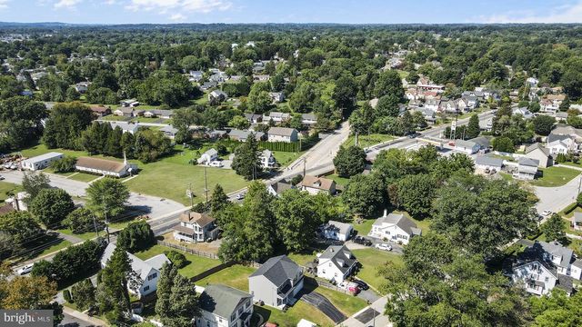 2402 MAPLE AVE, Wilmington, DE 19808