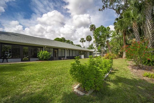 88 LAKE FOREST PLACE, Palm Coast, FL 32137