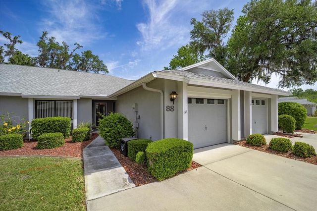 88 LAKE FOREST PLACE, Palm Coast, FL 32137