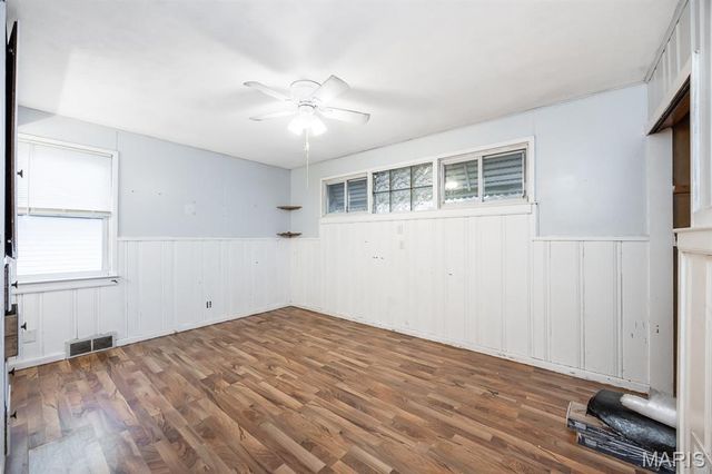 704 Wabash Avenue, Belleville, IL 62220