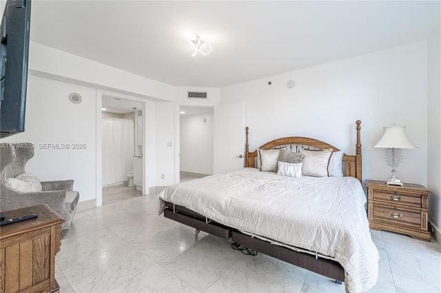 18911 Collins Avenue 405, Sunny Isles Beach, FL 33160