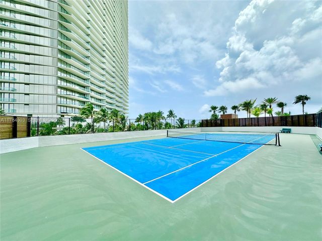 18911 Collins Avenue 405, Sunny Isles Beach, FL 33160