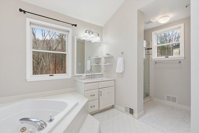 100 Rosemont Drive, North Andover, MA 01845