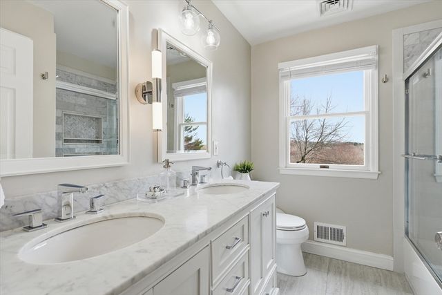 100 Rosemont Drive, North Andover, MA 01845