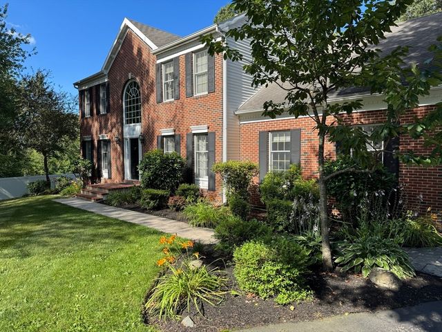 100 Rosemont Drive, North Andover, MA 01845