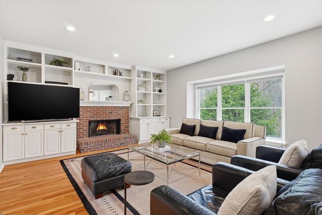100 Rosemont Drive, North Andover, MA 01845