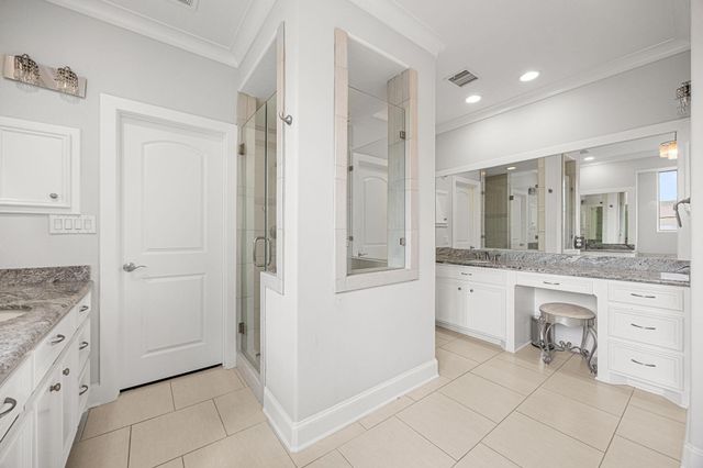 5119 Locust Street, Bellaire, TX 77401