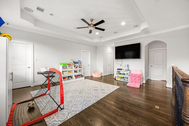 5119 Locust Street, Bellaire, TX 77401