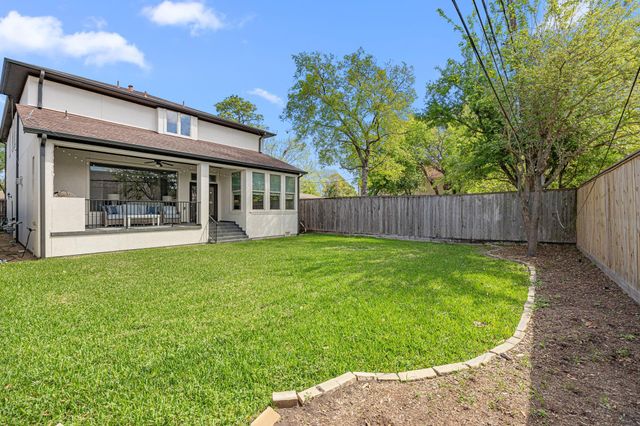 5119 Locust Street, Bellaire, TX 77401