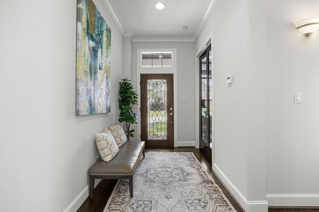 5119 Locust Street, Bellaire, TX 77401