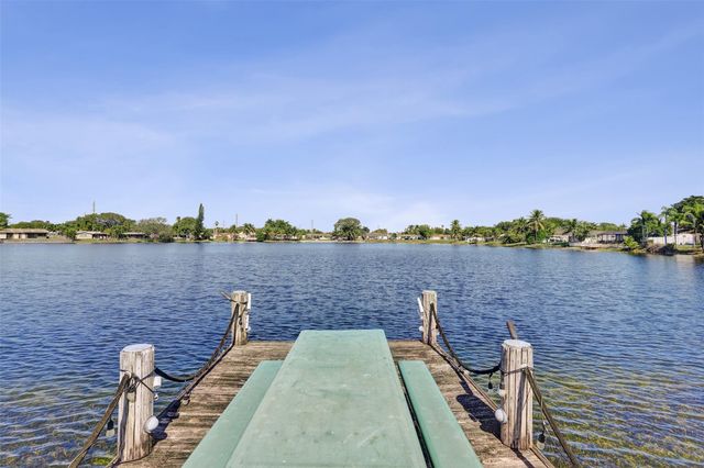 9431 NW 10th Street, Pembroke Pines, FL 33024