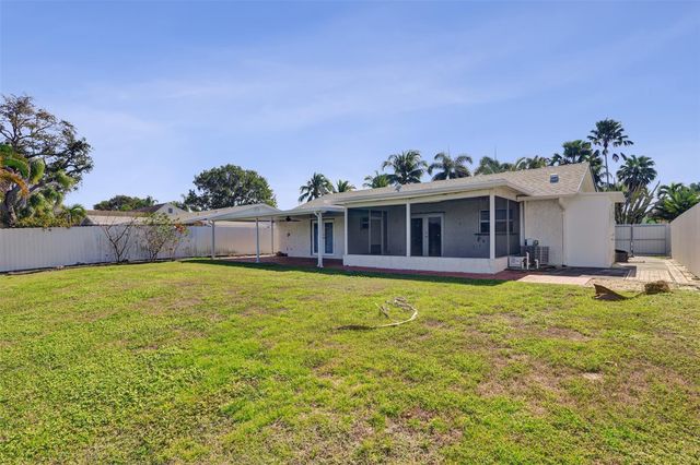 9431 NW 10th Street, Pembroke Pines, FL 33024