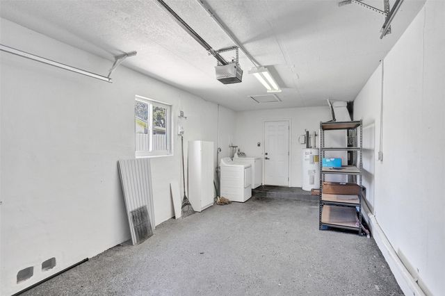 9431 NW 10th Street, Pembroke Pines, FL 33024