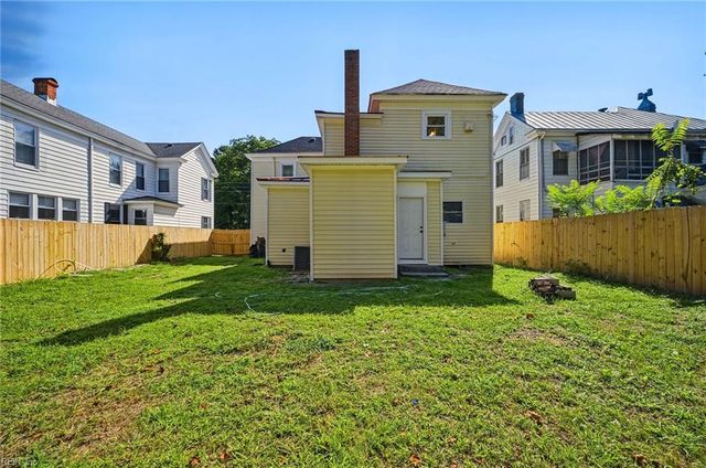 109 St James AVE, Suffolk, VA 23435