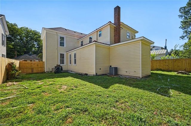 109 St James AVE, Suffolk, VA 23435