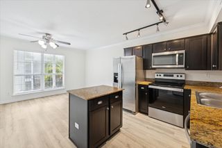 300 Pecore Street 29, Houston, TX 77009