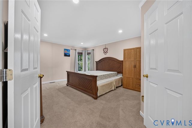 9516 Hungary Woods Dr, Henrico, VA 23060