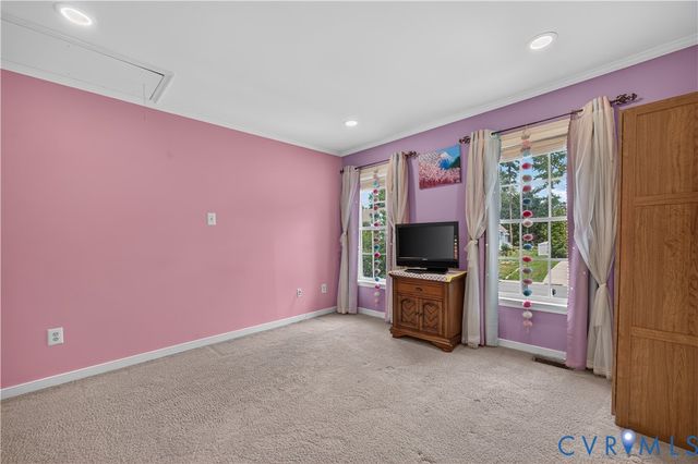 9516 Hungary Woods Dr, Henrico, VA 23060