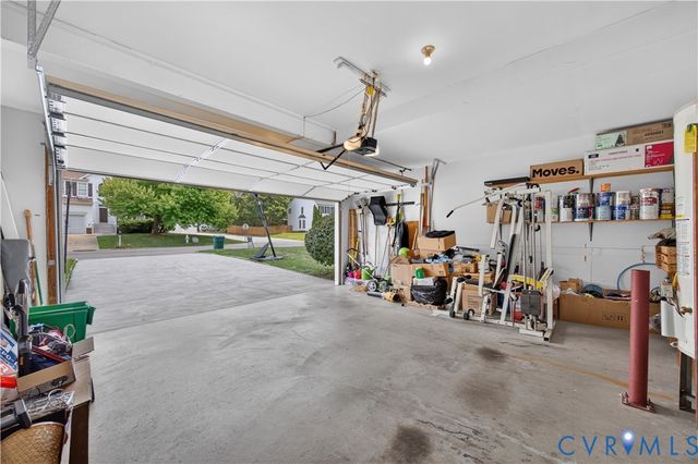 9516 Hungary Woods Dr, Henrico, VA 23060