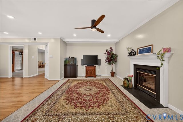 9516 Hungary Woods Dr, Henrico, VA 23060