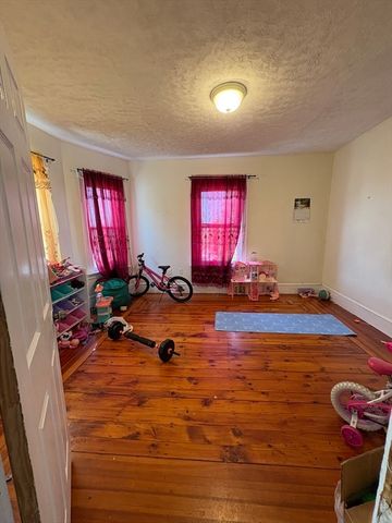 50-52 Allen Ave, Lynn, MA 01902