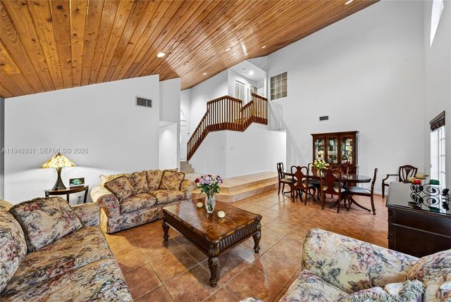 10720 SW 142nd Ave, Miami, FL 33186