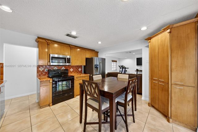 10720 SW 142nd Ave, Miami, FL 33186