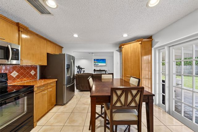 10720 SW 142nd Ave, Miami, FL 33186