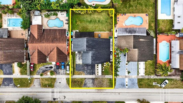 10720 SW 142nd Ave, Miami, FL 33186