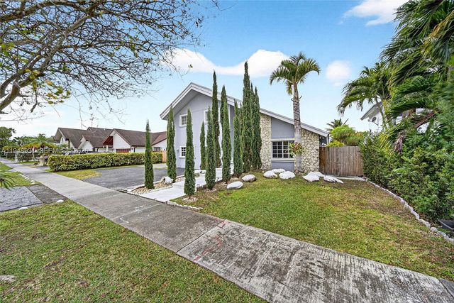 10720 SW 142nd Ave, Miami, FL 33186