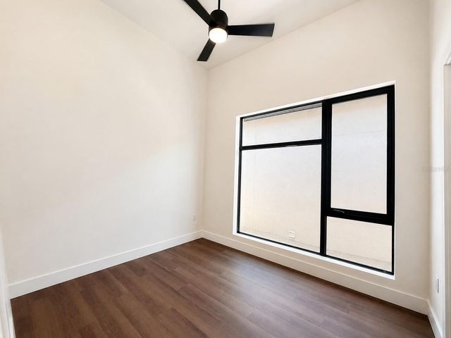 100 36TH STREET N 1C, St Petersburg, FL 33713