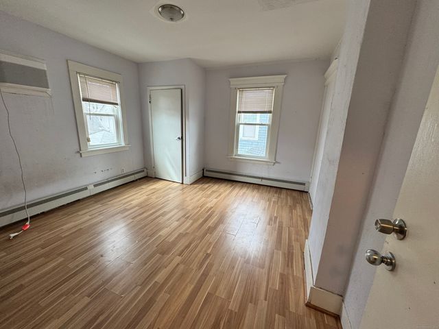 485 Laurel Avenue, Bridgeport, CT 06605