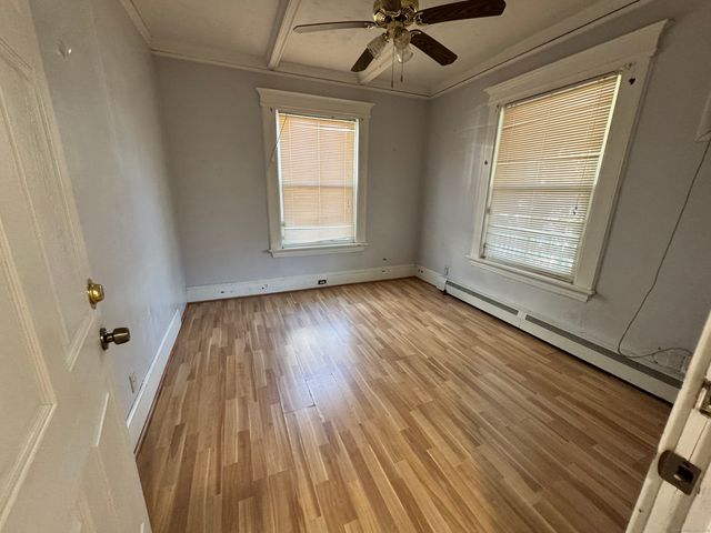485 Laurel Avenue, Bridgeport, CT 06605