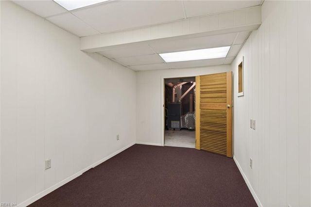 500 Moonefield DR, Smithfield, VA 23430