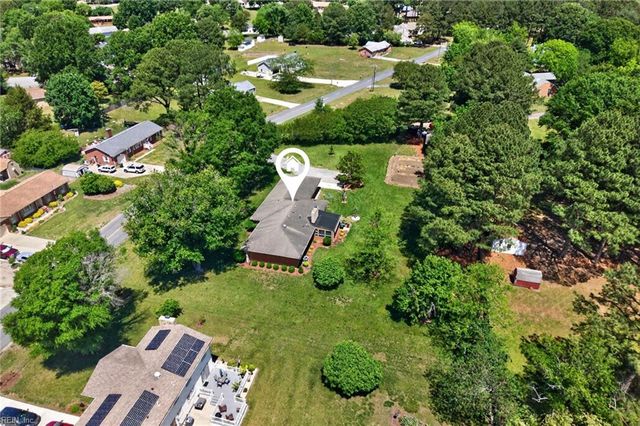 500 Moonefield DR, Smithfield, VA 23430