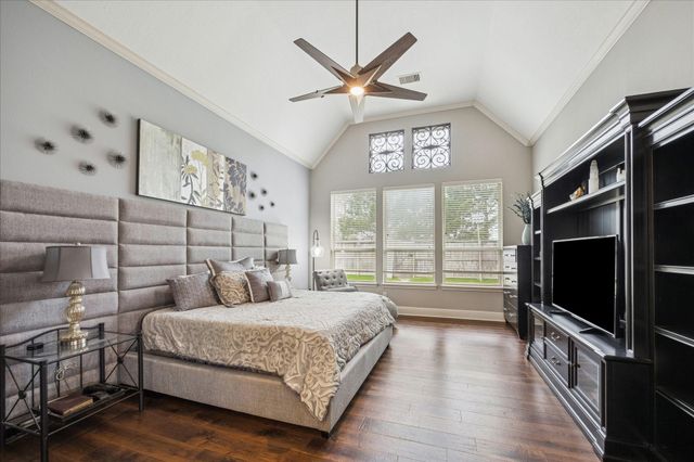 5835 Caspian Falls Lane, Fulshear, TX 77441