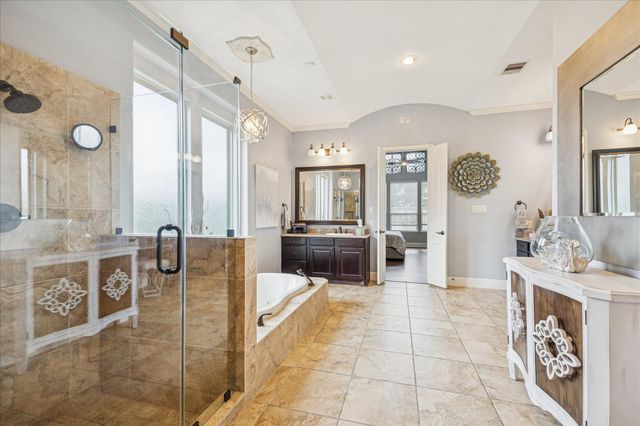 5835 Caspian Falls Lane, Fulshear, TX 77441