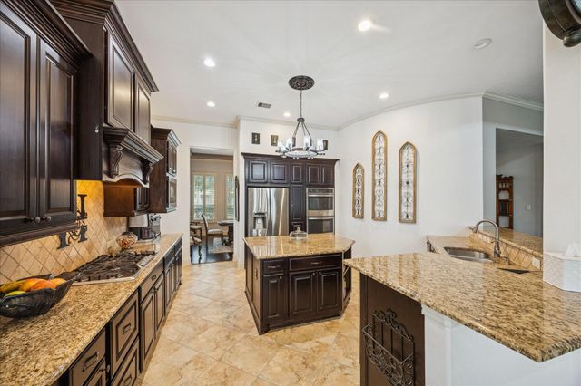 5835 Caspian Falls Lane, Fulshear, TX 77441