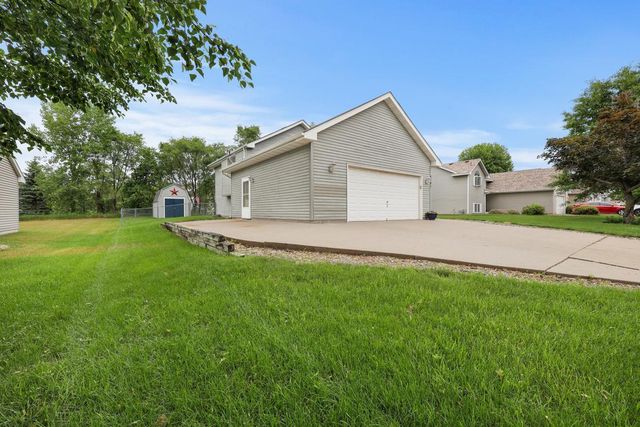 6141 145th Lane NW, Anoka, MN 55303
