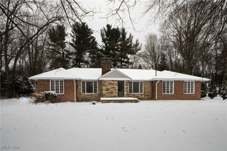 47 Beechwood Drive, Northfield, OH 44067