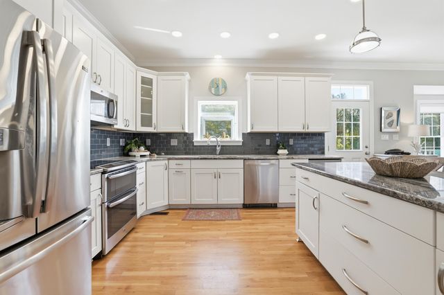 152 Grackle Ln., Pawleys Island, SC 29585