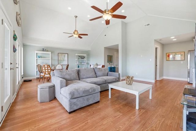 152 Grackle Ln., Pawleys Island, SC 29585