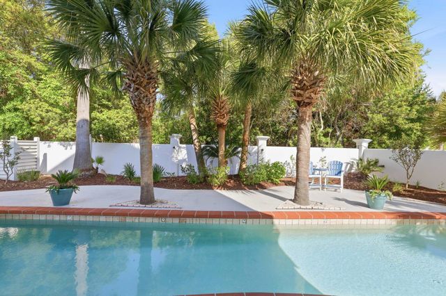 152 Grackle Ln., Pawleys Island, SC 29585