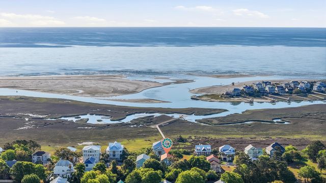 152 Grackle Ln., Pawleys Island, SC 29585
