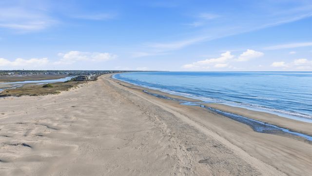 152 Grackle Ln., Pawleys Island, SC 29585